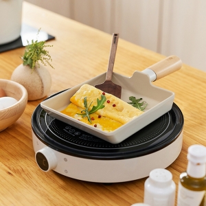네오플램 피카15cm 계란말이팬